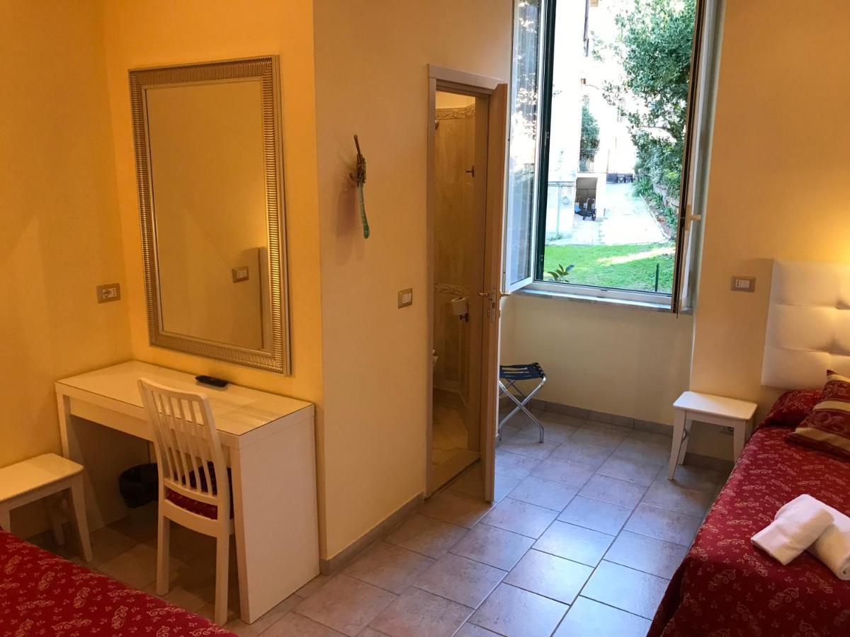 רומא Hotel Major Aventinus מראה חיצוני תמונה