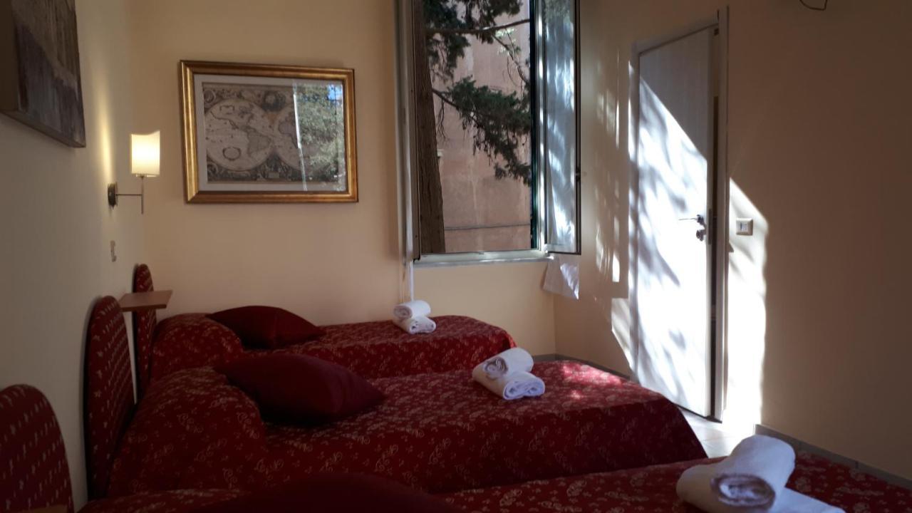 רומא Hotel Major Aventinus מראה חיצוני תמונה