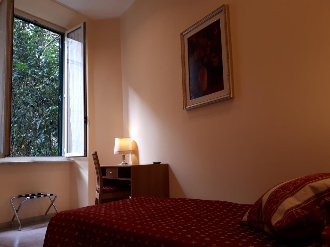 רומא Hotel Major Aventinus מראה חיצוני תמונה